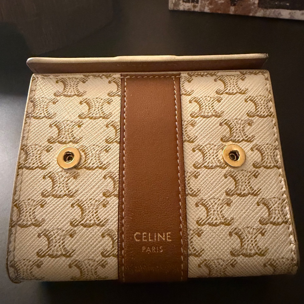 Celine Triomphe Compact Wallet - Picture 4 of 12